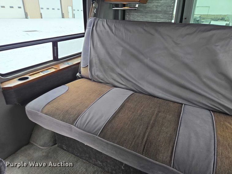 image for item EB1197 1994 Ford Starcraft E150 van