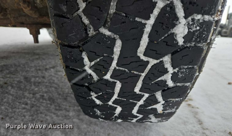 image for item EB1197 1994 Ford Starcraft E150 van