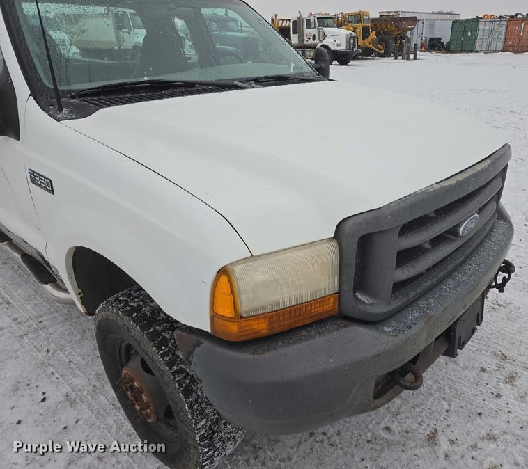 image for item EB1198 2000 Ford F350 SuperCab pickup truck