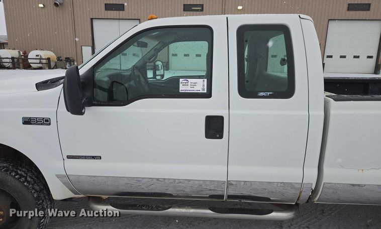 image for item EB1198 2000 Ford F350 SuperCab pickup truck