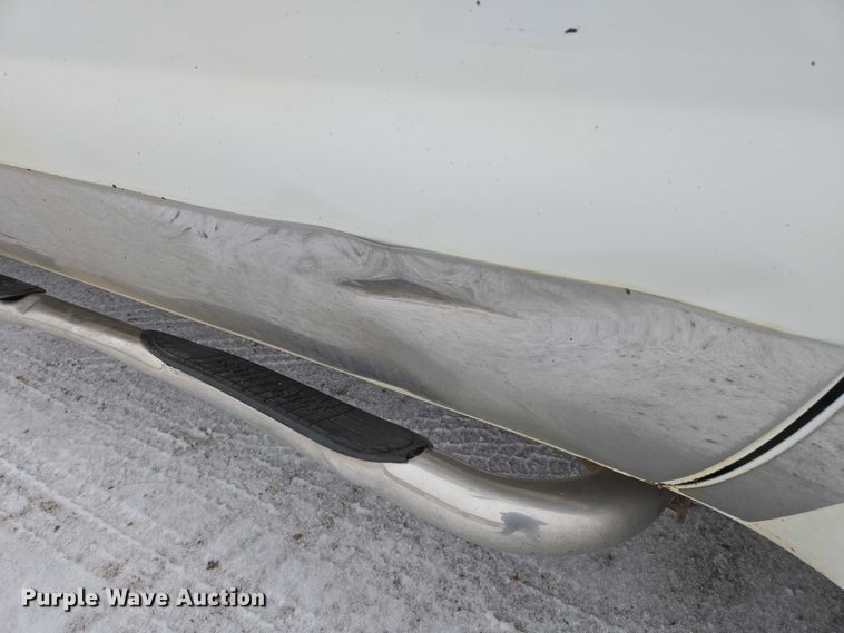 image for item EB1198 2000 Ford F350 SuperCab pickup truck