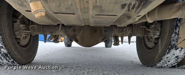 image for item EB1198 2000 Ford F350 SuperCab pickup truck