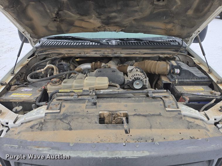 image for item EB1198 2000 Ford F350 SuperCab pickup truck