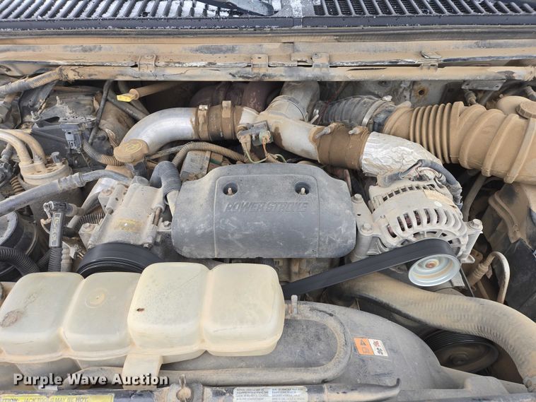 image for item EB1198 2000 Ford F350 SuperCab pickup truck