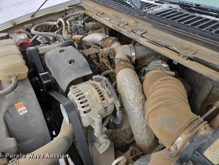 image for item EB1198 2000 Ford F350 SuperCab pickup truck