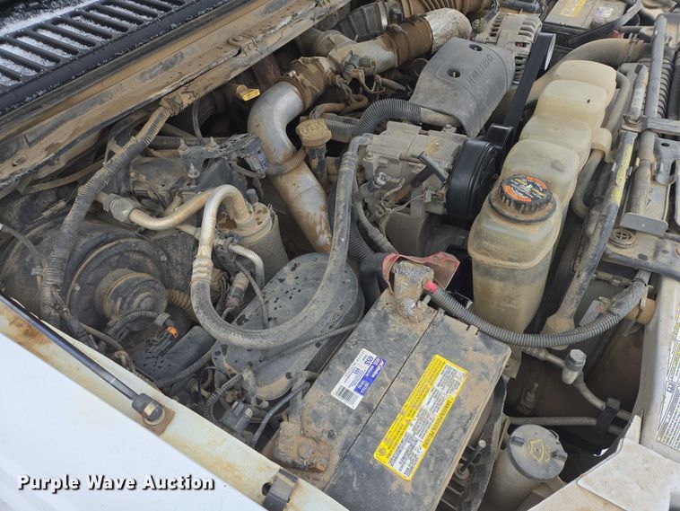 image for item EB1198 2000 Ford F350 SuperCab pickup truck