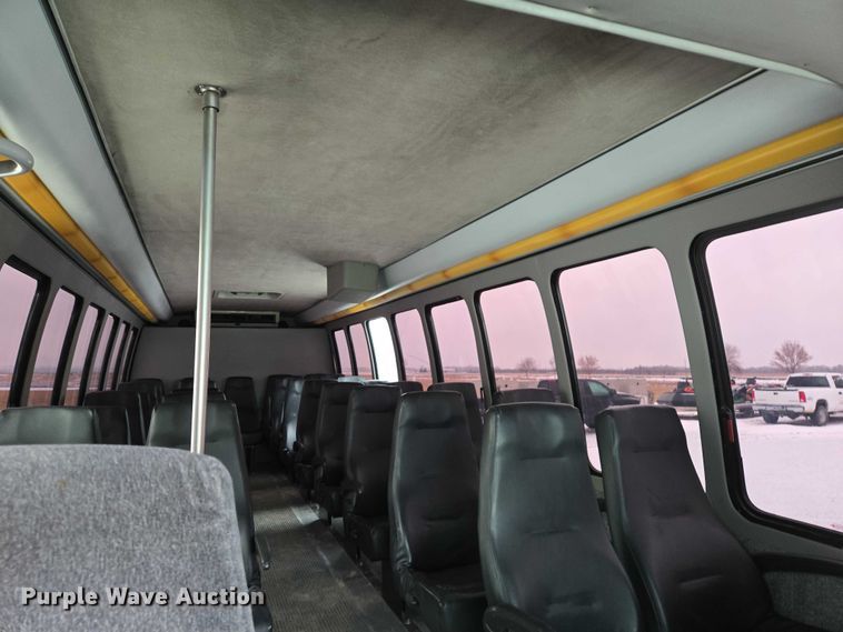 image for item EB1199 2004 International 3200 shuttle bus