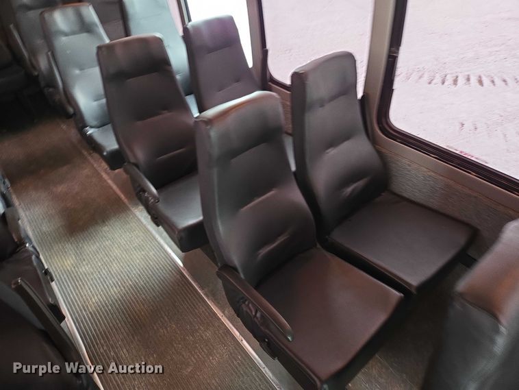 image for item EB1199 2004 International 3200 shuttle bus