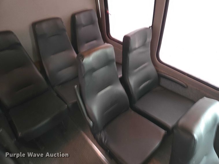 image for item EB1199 2004 International 3200 shuttle bus