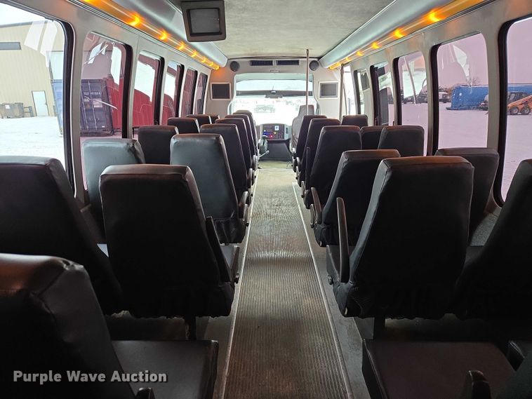 image for item EB1199 2004 International 3200 shuttle bus