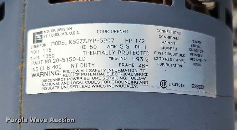 image for item EB8466 Overhead garage door