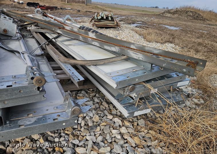 image for item EB8466 Overhead garage door