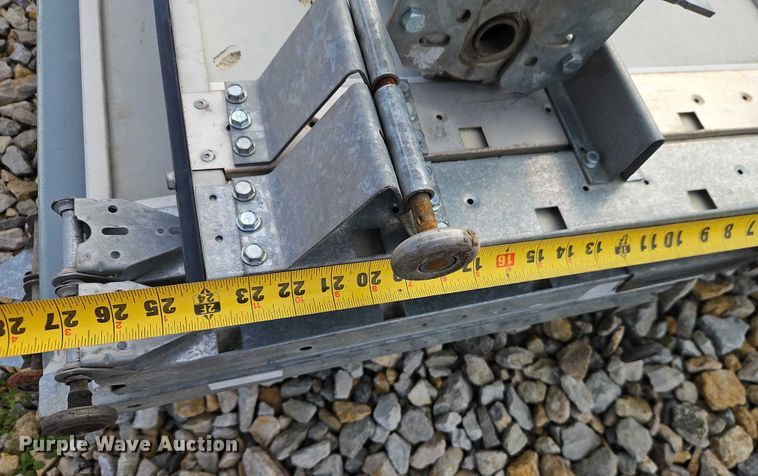 image for item EB8466 Overhead garage door