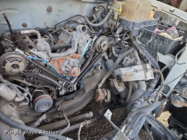 image for item EB8470 2008 Ford F350 Super Duty pickup truck cab and chassis