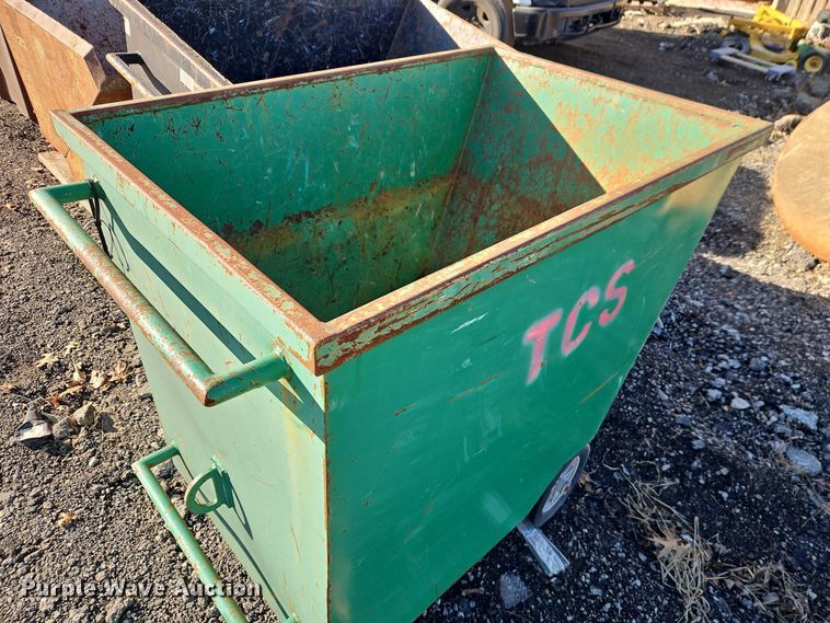 image for item EB8471 (6) dumpsters