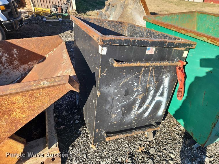 image for item EB8471 (6) dumpsters