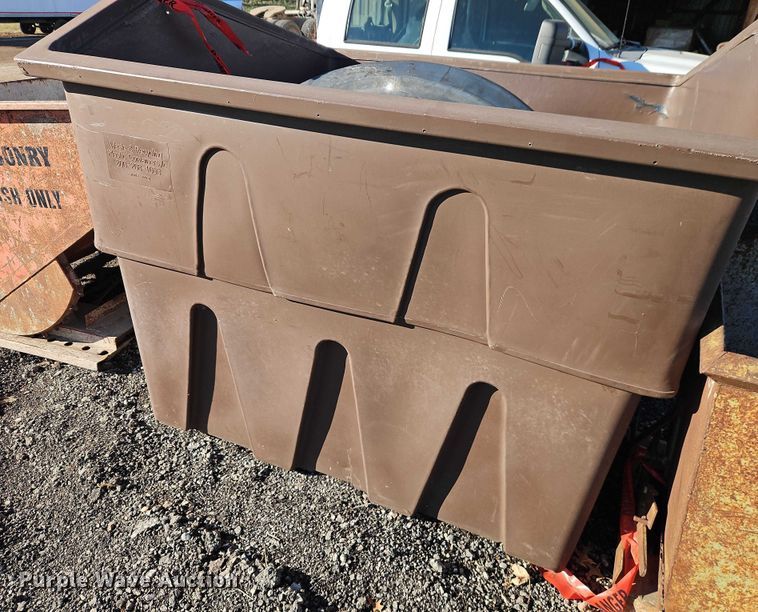 image for item EB8471 (6) dumpsters