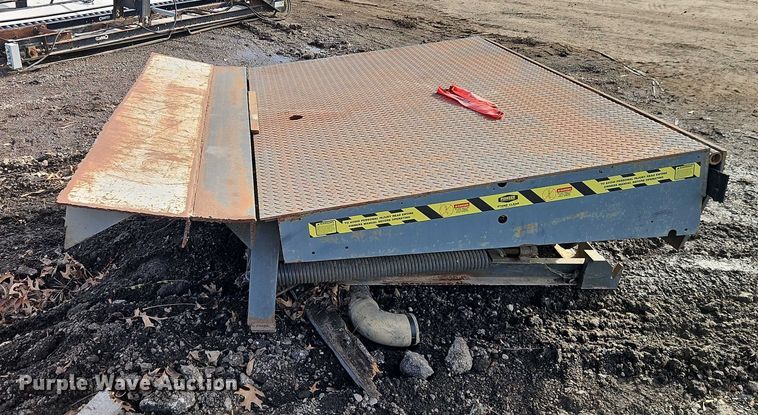 image for item EB8478 Pioneer Loading dock