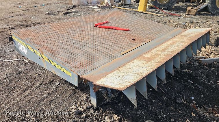 image for item EB8478 Pioneer Loading dock