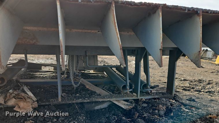 image for item EB8478 Pioneer Loading dock