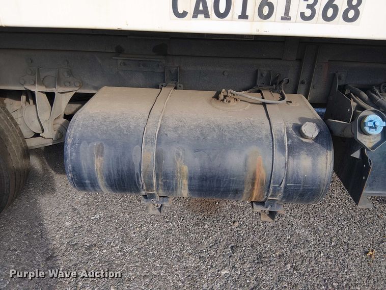 image for item EC1352 2011 Ford F650 Extended Cab chipper truck