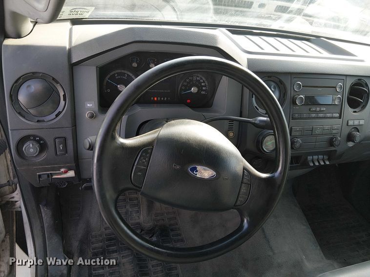 image for item EC1352 2011 Ford F650 Extended Cab chipper truck