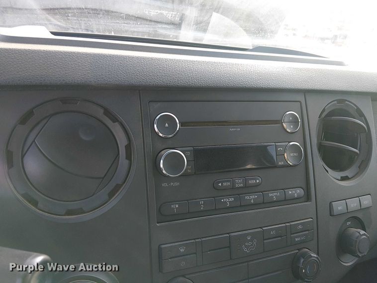 image for item EC1352 2011 Ford F650 Extended Cab chipper truck