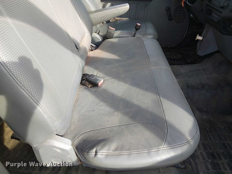 image for item EC1352 2011 Ford F650 Extended Cab chipper truck