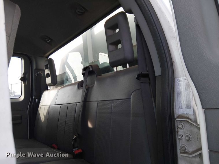 image for item EC1352 2011 Ford F650 Extended Cab chipper truck