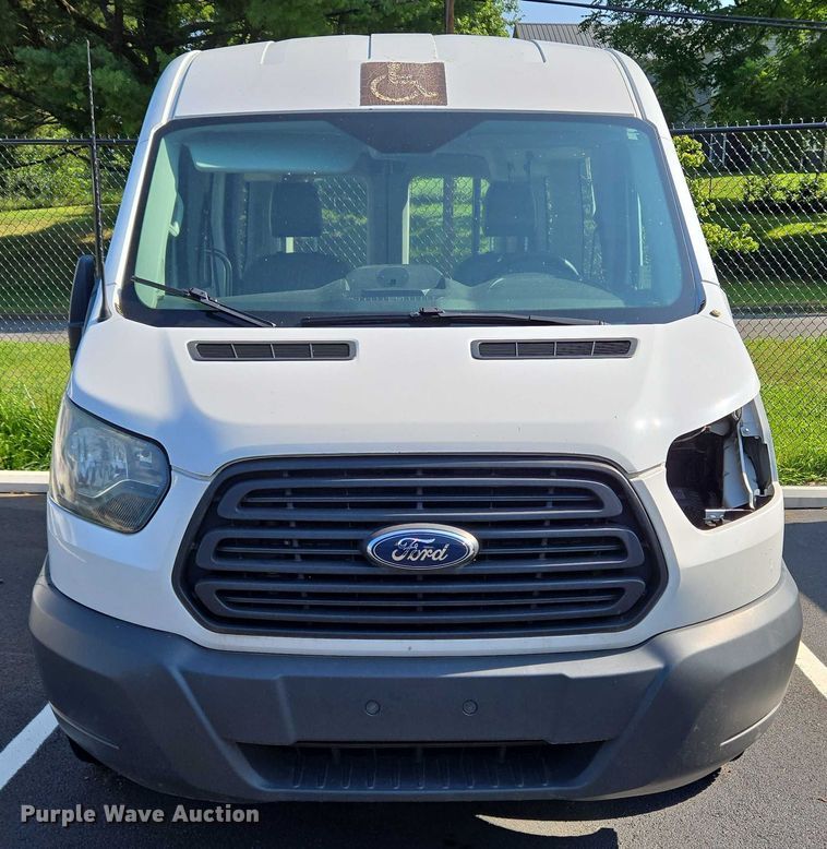 image for item EC4324 2017 Ford Transit 150 delivery van