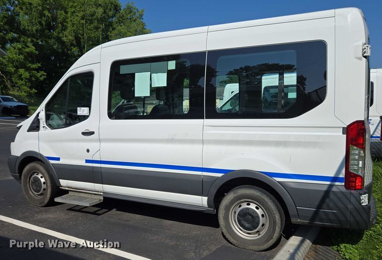 image for item EC4324 2017 Ford Transit 150 delivery van