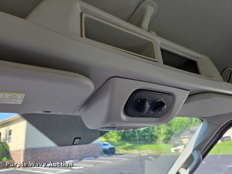 image for item EC4324 2017 Ford Transit 150 delivery van