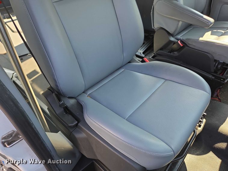 image for item EC4324 2017 Ford Transit 150 delivery van