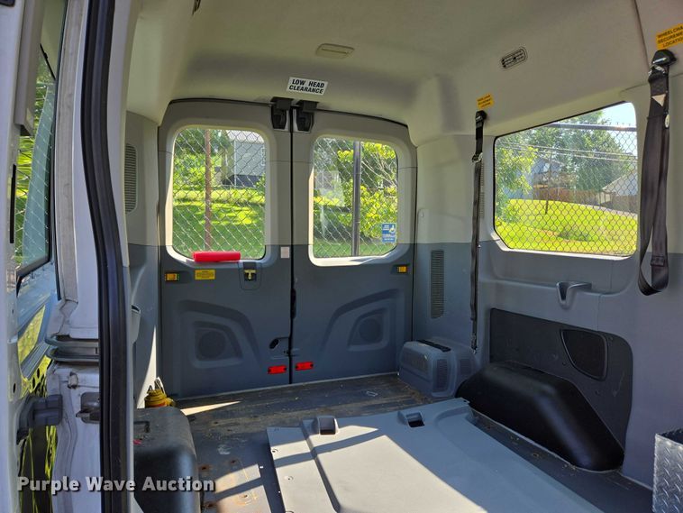 image for item EC4324 2017 Ford Transit 150 delivery van