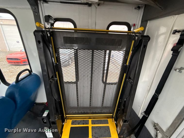 image for item EC4482 2013 Ford E450 Super Duty shuttle bus