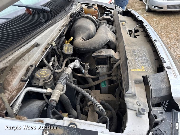 image for item EC4482 2013 Ford E450 Super Duty shuttle bus