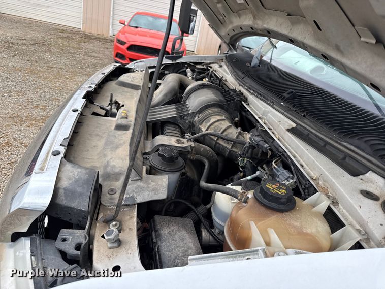 image for item EC4482 2013 Ford E450 Super Duty shuttle bus