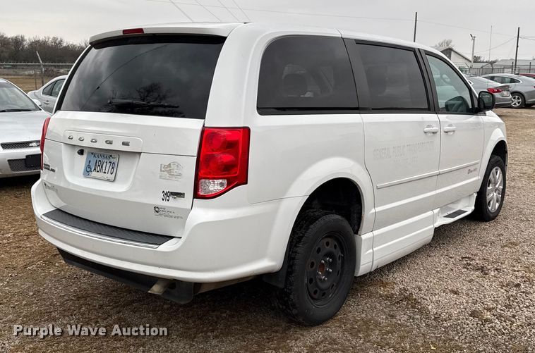 image for item EC4483 2015 Dodge Grand Caravan handicap accessible van