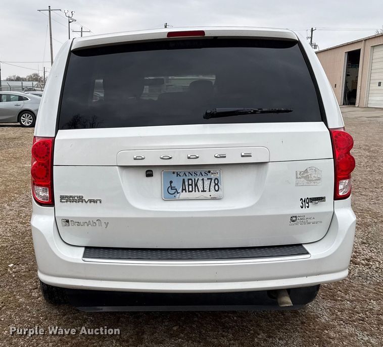 image for item EC4483 2015 Dodge Grand Caravan handicap accessible van