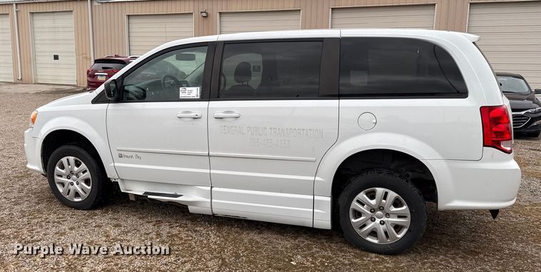 image for item EC4483 2015 Dodge Grand Caravan handicap accessible van