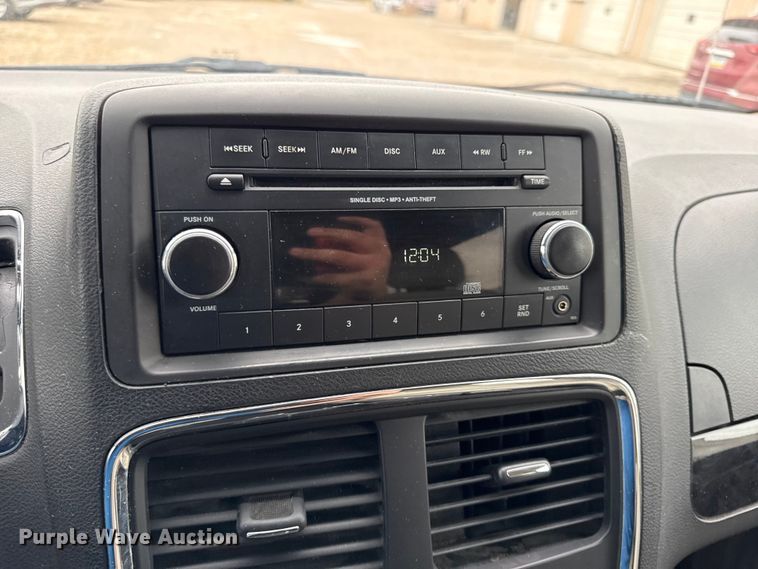 image for item EC4483 2015 Dodge Grand Caravan handicap accessible van