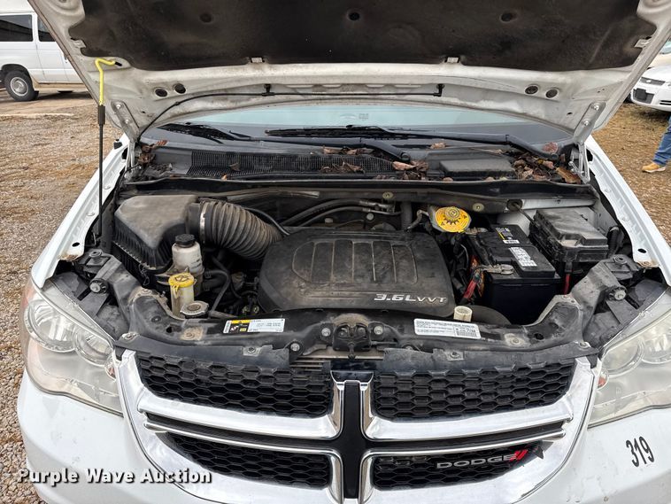 image for item EC4483 2015 Dodge Grand Caravan handicap accessible van