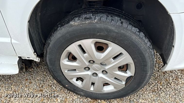 image for item EC4483 2015 Dodge Grand Caravan handicap accessible van