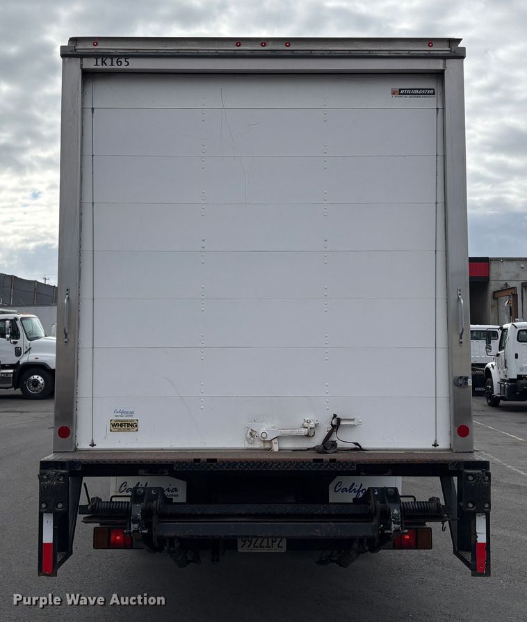 image for item EC8144 2019 Isuzu NRR box truck