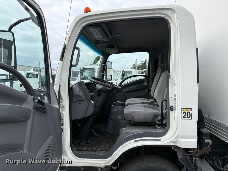 image for item EC8144 2019 Isuzu NRR box truck