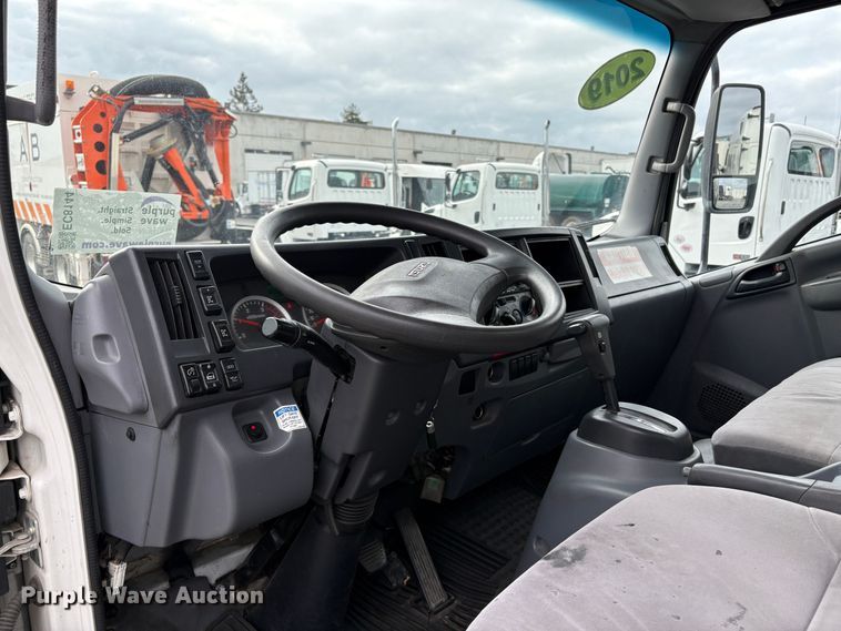 image for item EC8144 2019 Isuzu NRR box truck