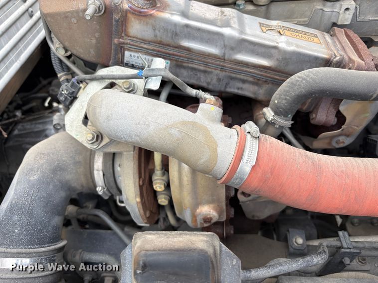 image for item EC8144 2019 Isuzu NRR box truck