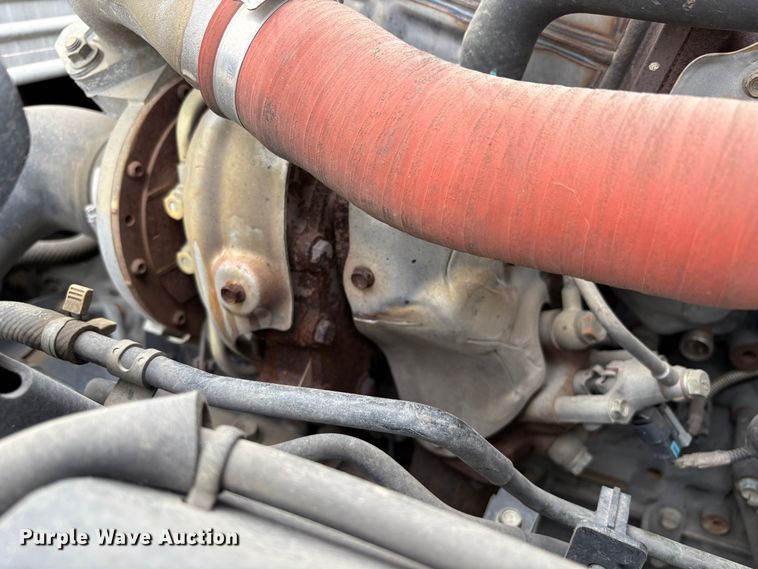 image for item EC8144 2019 Isuzu NRR box truck