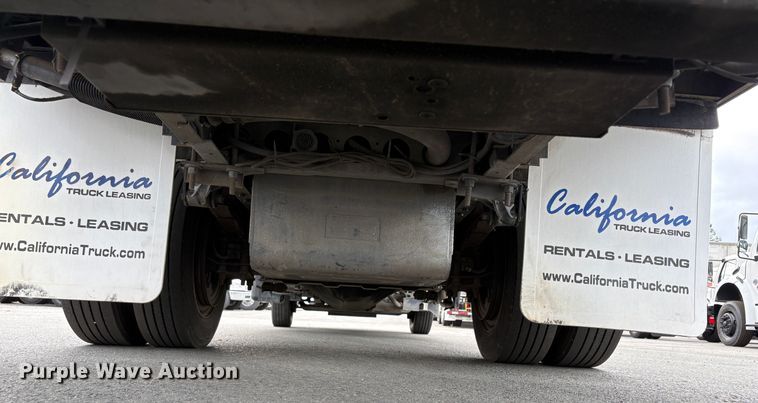 image for item EC8144 2019 Isuzu NRR box truck