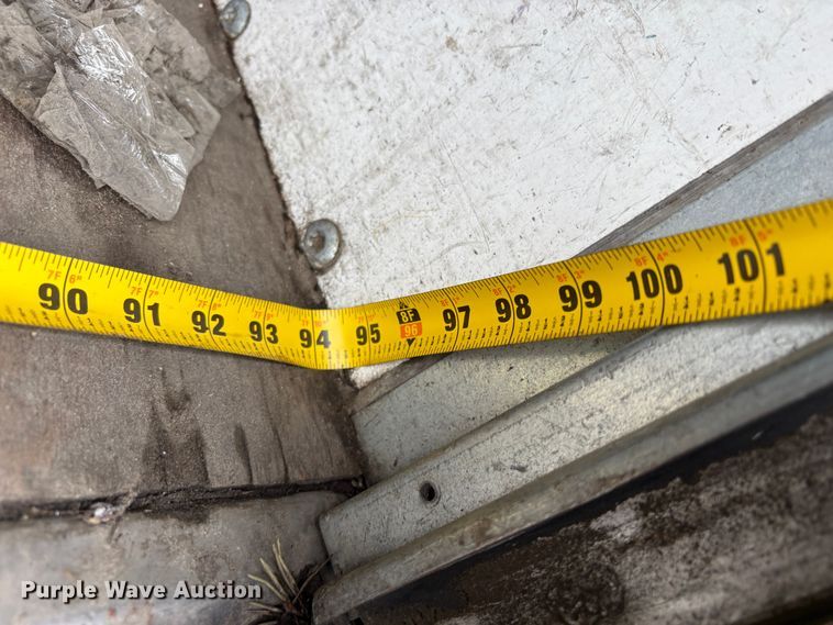 image for item EC8144 2019 Isuzu NRR box truck